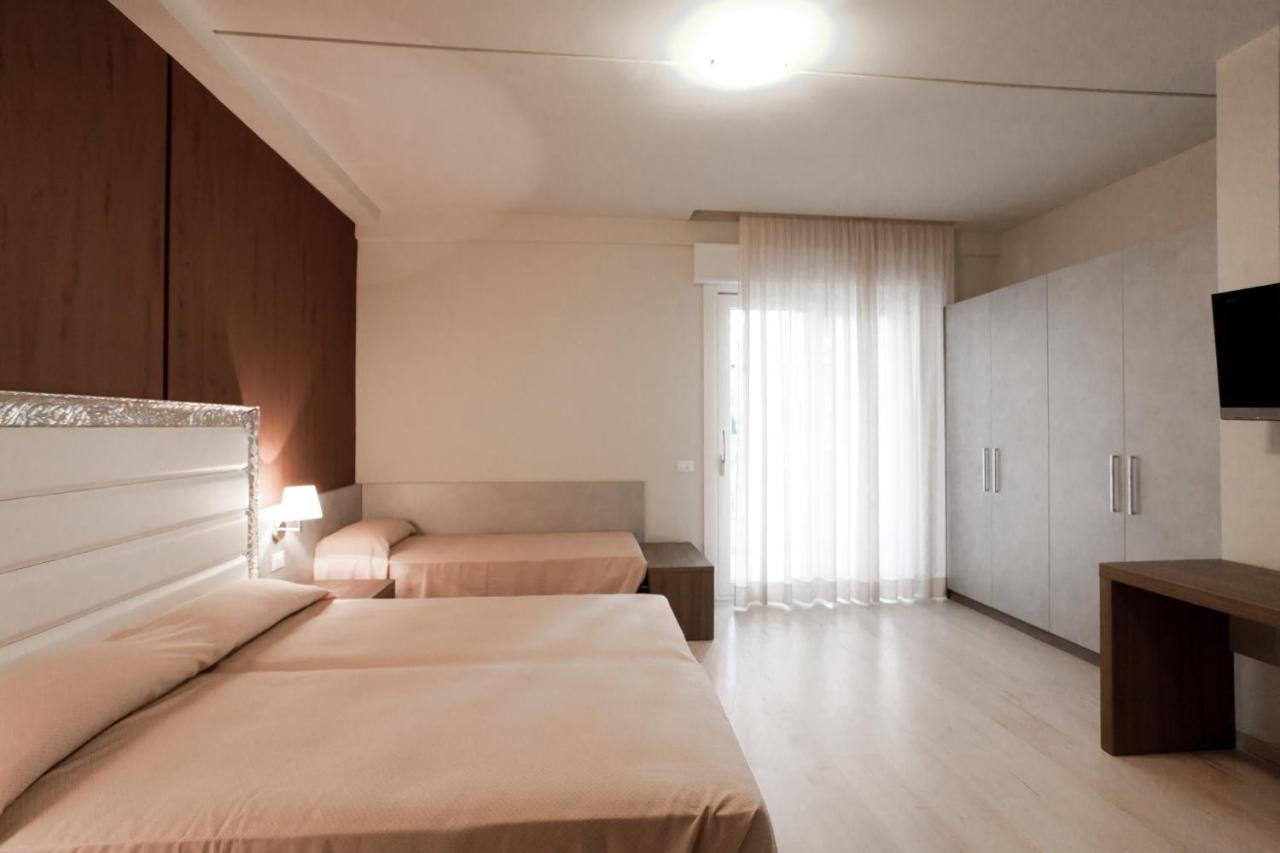 Residence Elisabetta Cesenatico Dış mekan fotoğraf