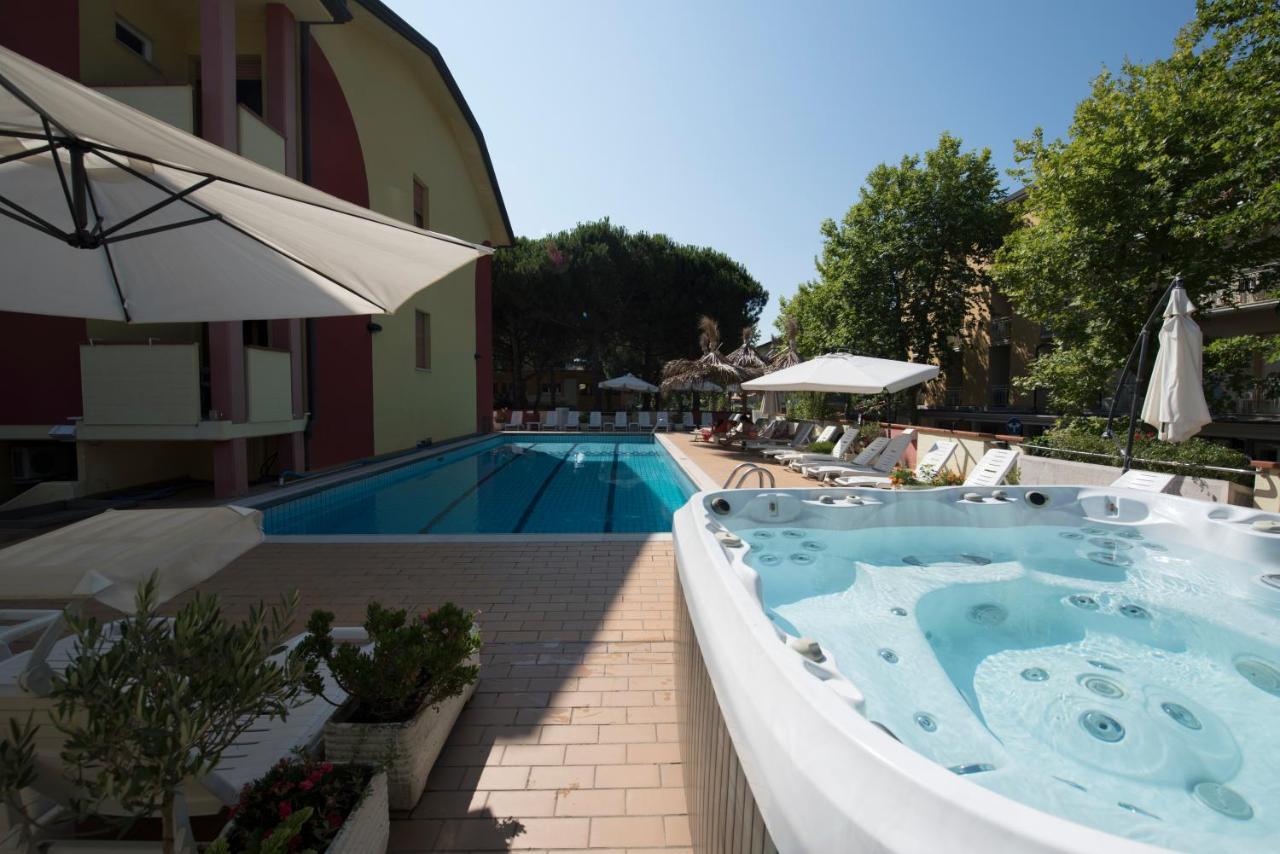 Residence Elisabetta Cesenatico Dış mekan fotoğraf